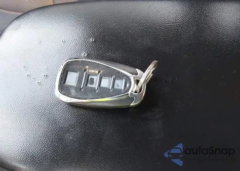 2018 Chevrolet Malibu 1Fl from USA, damaged, VIN 1G1ZC5ST2JF209668